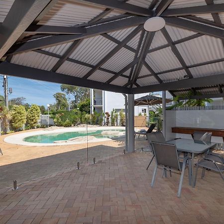 נוסוויל Anchor Motel Noosa מראה חיצוני תמונה