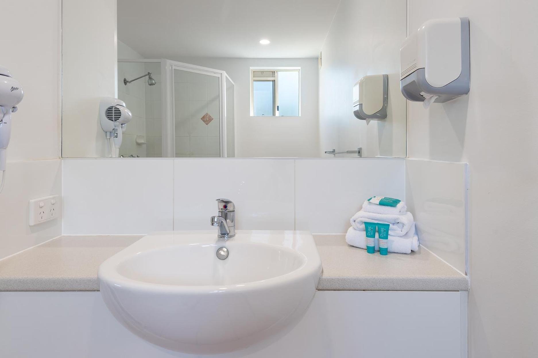 נוסוויל Anchor Motel Noosa מראה חיצוני תמונה